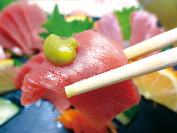 【A:小倉・黒崎・引野発】 元寇ロマンの島・鷹島で食すとらふぐ&本まぐろ御膳と見返りの滝40,000株のあじさいめぐり 日帰り 2